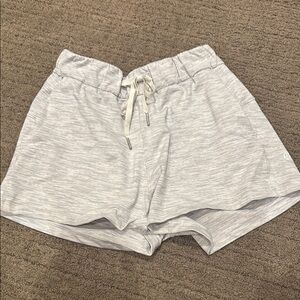 Women comfy lulu shorts
